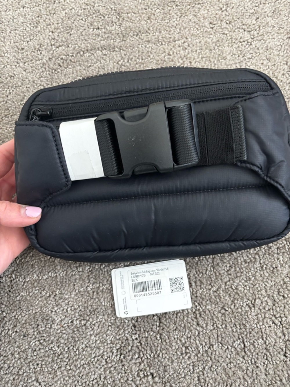 Lululemon everywhere belt bag - NEW** - Picture 3 of 4